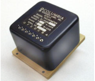 双轴线性加速度计